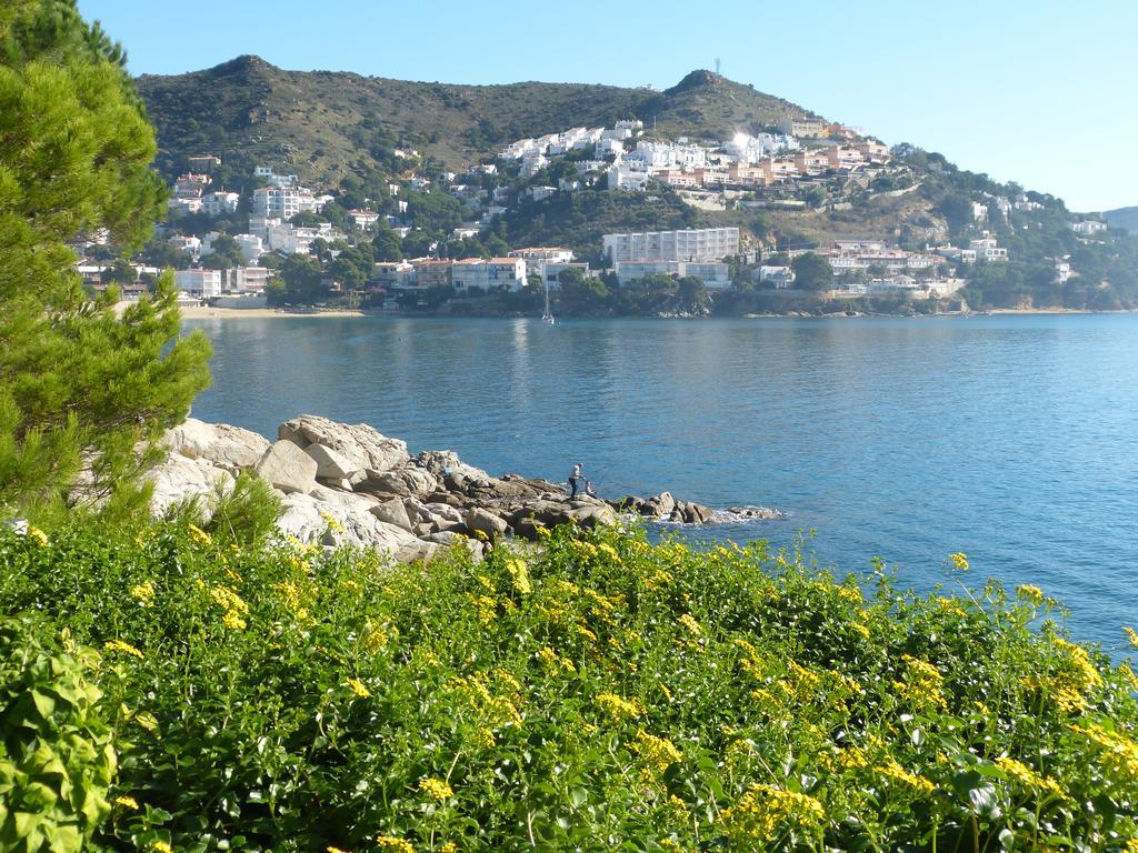 Roses Sobre El Mar Lägenhet Rum bild